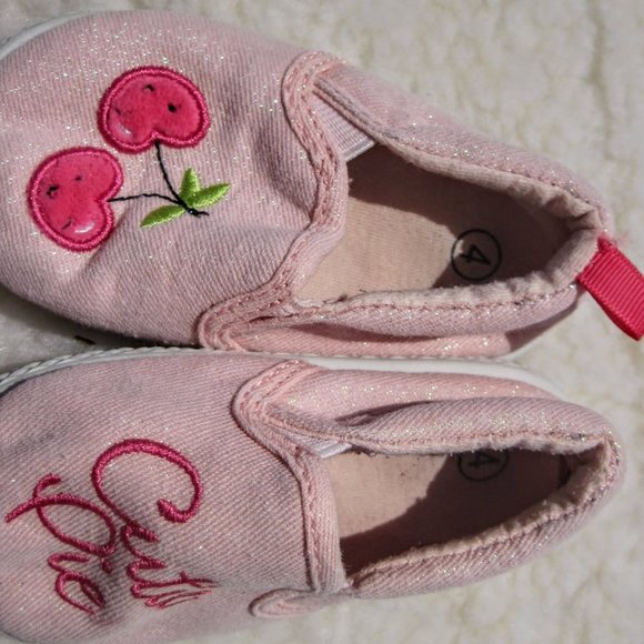 Bundle of Size 4 Girls Shoes - Picture 12 of 12